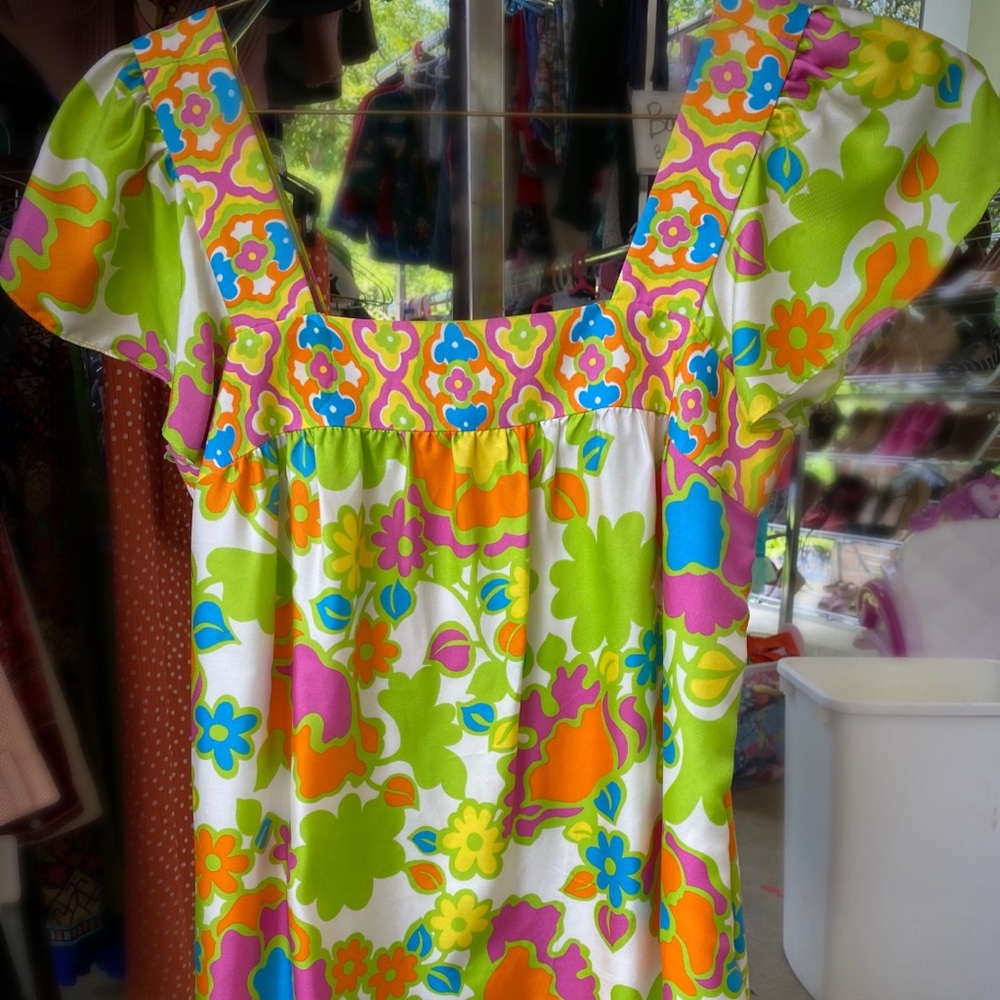 🌺Beautiful Milly of New York 100% silk dress